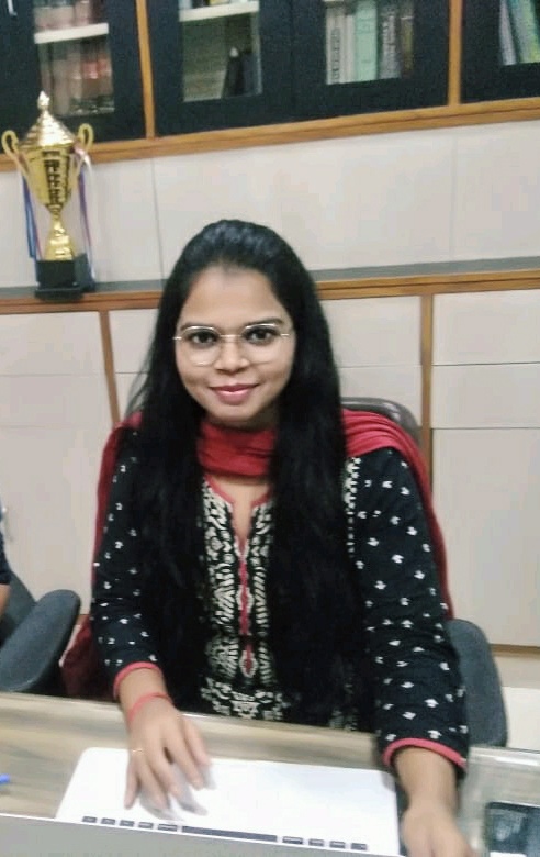 Advocate Surbhi Saxena