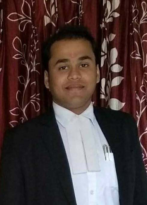 Advocate  Ravi Gupta