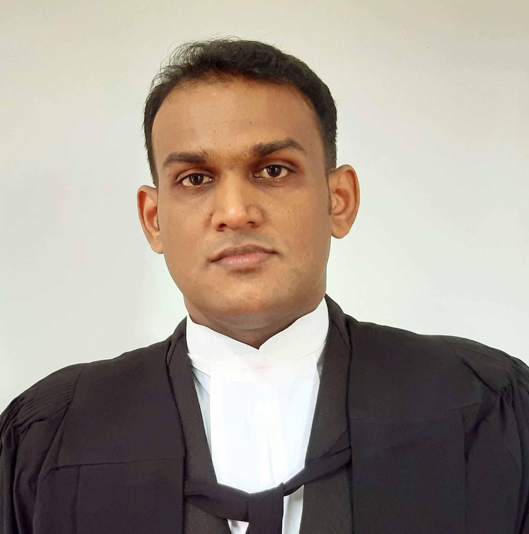 Advocate  SANTHOSH KUMAR Narayanan